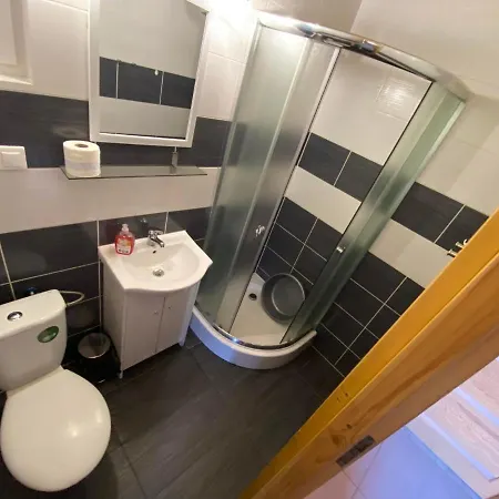 Letniskowe Na Stoku *